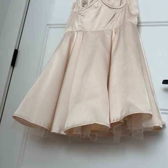 Mini dress - Picture 4 of 4